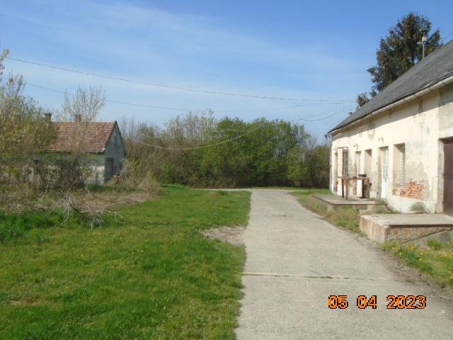 Eladó ipari ingatlan, Kaposváron 22.5 M Ft / költözzbe.hu