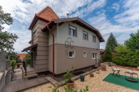 Eladó családi ház, Diósdon, Mókus utcában 290 M Ft, 6 szobás