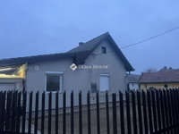 Eladó családi ház