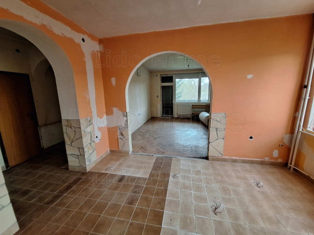 Eladó családi ház, Kaposváron 59.99 M Ft, 5 szobás