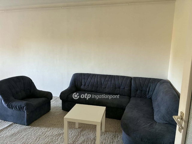 Eladó téglalakás, Mezőkovácsházán 18 M Ft, 1+1 szobás