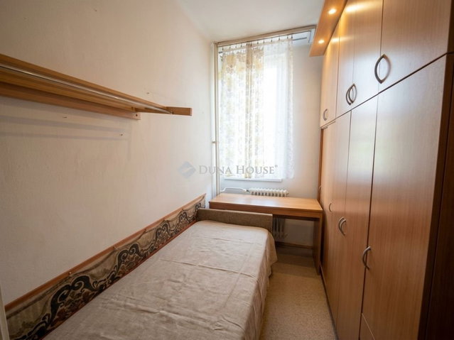 Eladó téglalakás, Tatabányán, Kós Károly utcában 31.99 M Ft