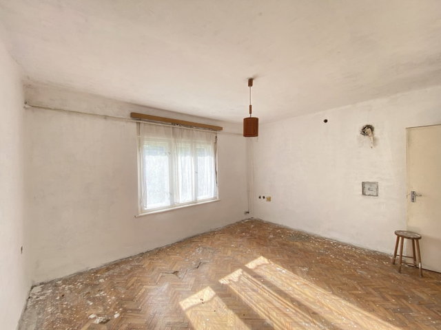 Eladó családi ház, Türjén 14.9 M Ft, 2+1 szobás