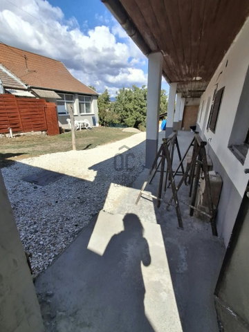 Eladó családi ház, Pilismaróton 39 M Ft, 3 szobás