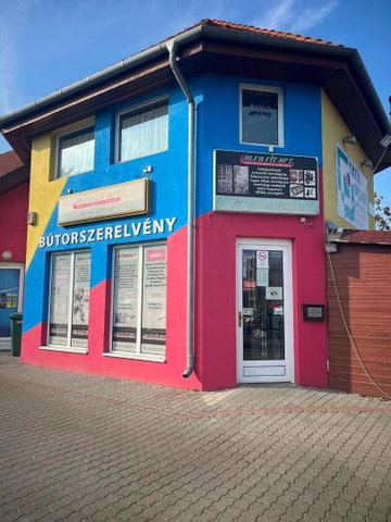 Eladó üzlethelyiség, XVIII. kerületben, Nagykőrösi úton