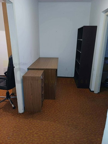 Eladó panellakás, Szegeden, Csongrádi sugárúton 51.9 M Ft