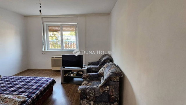 Eladó családi ház, Ecséden 29.9 M Ft, 3 szobás