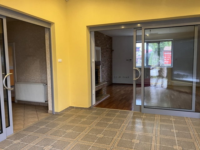 Eladó családi ház, Székesfehérvárott 125 M Ft, 6 szobás