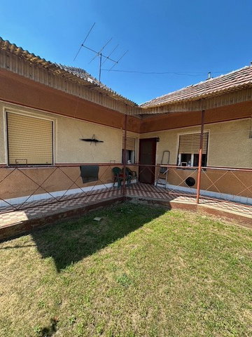 Eladó családi ház, Újhartyánon 49.9 M Ft, 3 szobás