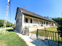 Eladó családi ház, Szakadáton 31 M Ft, 4 szobás