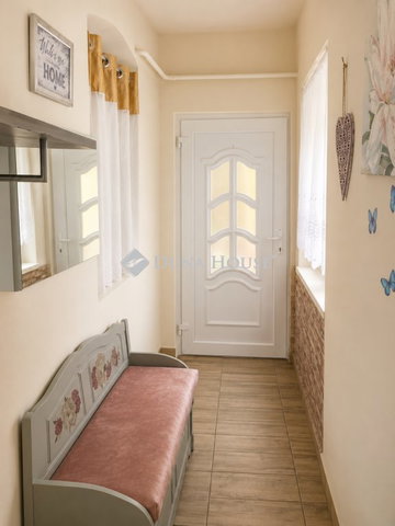 Eladó téglalakás, Pécsváradon 27.99 M Ft, 2 szobás