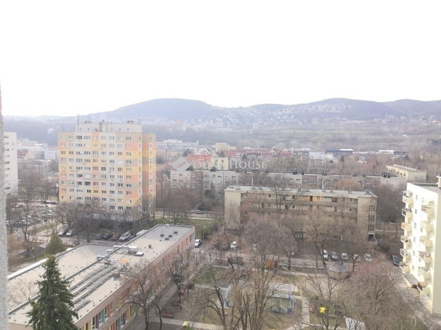 Eladó panellakás, Budapesten, III. kerületben 79.9 M Ft, 2 szobás