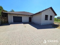 Eladó családi ház, Ráckevén 129.9 M Ft, 5 szobás