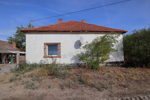 Eladó mezogazdasagi ingatlan, Dócon 18.9 M Ft, 2 szobás
