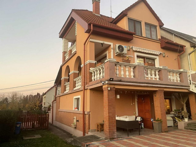 Eladó családi ház, Miskolcon 89.9 M Ft, 4 szobás