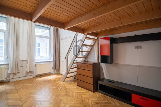 Eladó téglalakás, Budapesten, VI. kerületben 75 M Ft, 2 szobás