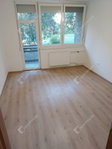 Eladó panellakás, Szombathelyen 27.9 M Ft, 1 szobás