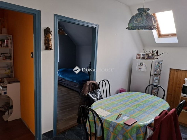 Eladó családi ház, Lovasberényben 65 M Ft, 6 szobás