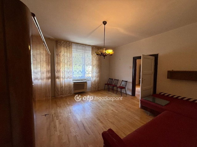 Eladó téglalakás, Salgótarjánban 23 M Ft, 2 szobás