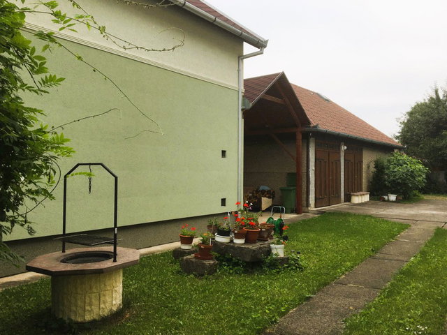 Eladó családi ház, Hajdúszoboszlón 125 M Ft, 5 szobás