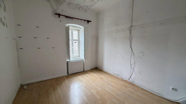 Eladó téglalakás, Baján 61 M Ft, 3 szobás