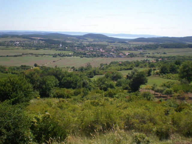 Eladó telek, Pécselyen 47.7 M Ft / költözzbe.hu