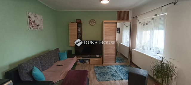 Eladó családi ház, Molnárin 36 M Ft, 2 szobás