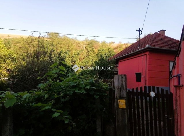 Eladó családi ház, Tokodon 49 M Ft, 4 szobás