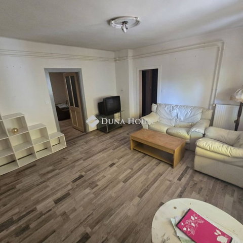 Eladó családi ház, Lajosmizsén 56.5 M Ft, 4 szobás