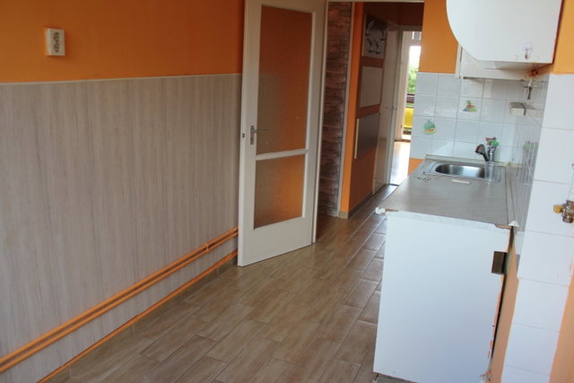 Eladó téglalakás, Kapuváron 43.4 M Ft, 2 szobás