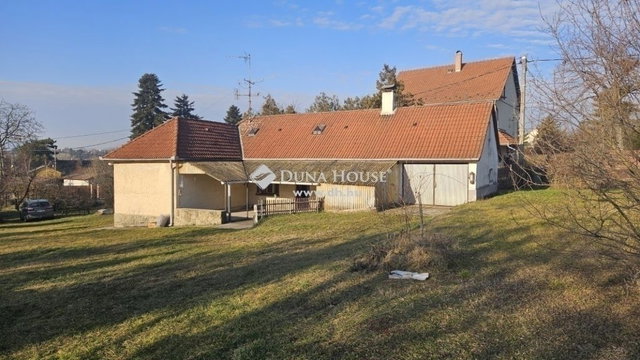 Eladó családi ház, Szentendrén 98 M Ft, 3 szobás