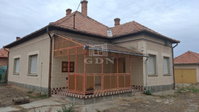 Eladó családi ház, Ópusztaszeren 53.99 M Ft, 4 szobás