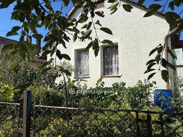 Eladó családi ház, Siófokon 53 M Ft, 3 szobás