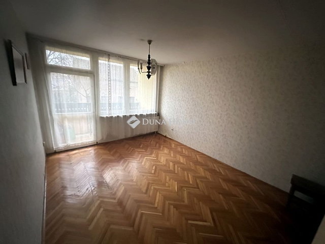 Eladó panellakás, Nyíregyházán 36.2 M Ft, 2 szobás