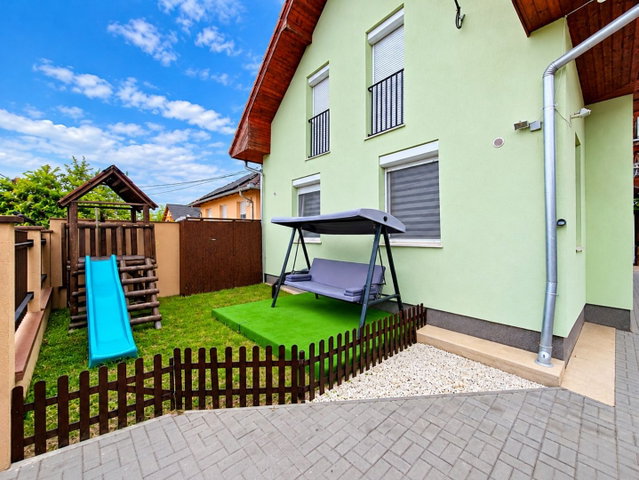 Eladó sorház, Taksonyon 67.9 M Ft, 3 szobás