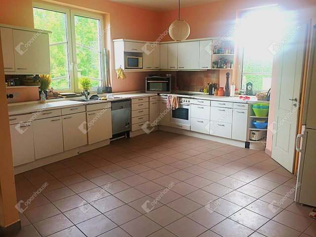 Eladó családi ház, Mosonmagyaróváron 149.9 M Ft, 4 szobás