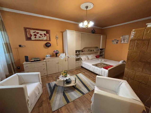 Eladó téglalakás, Mosonmagyaróváron 38 M Ft, 2 szobás