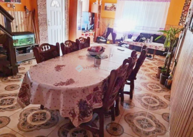 Eladó családi ház, Sükösdön 18.9 M Ft, 5 szobás