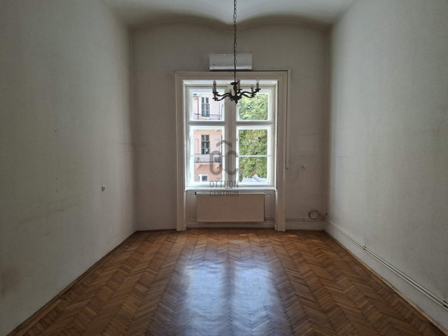 Eladó téglalakás, Budapesten, IX. kerületben, Vámház körúton