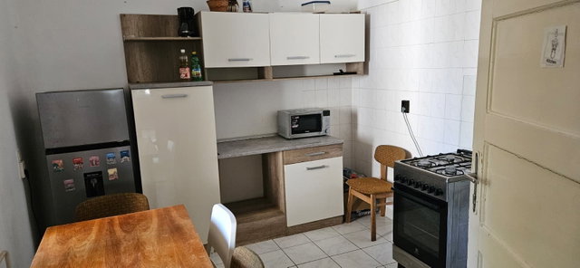 Kiadó téglalakás, albérlet, Debrecenben 240 E Ft / hó, 3 szobás