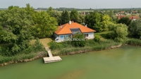 Eladó családi ház, Délegyházán 650 M Ft, 13 szobás
