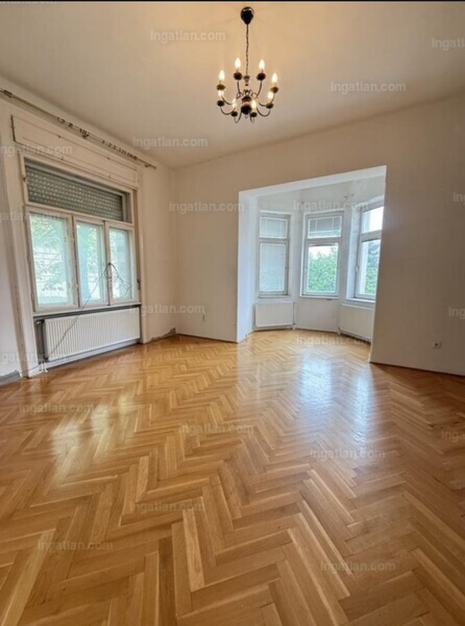 Családi ház · 9 hálószoba · 420 m² · 151.000.000 Ft