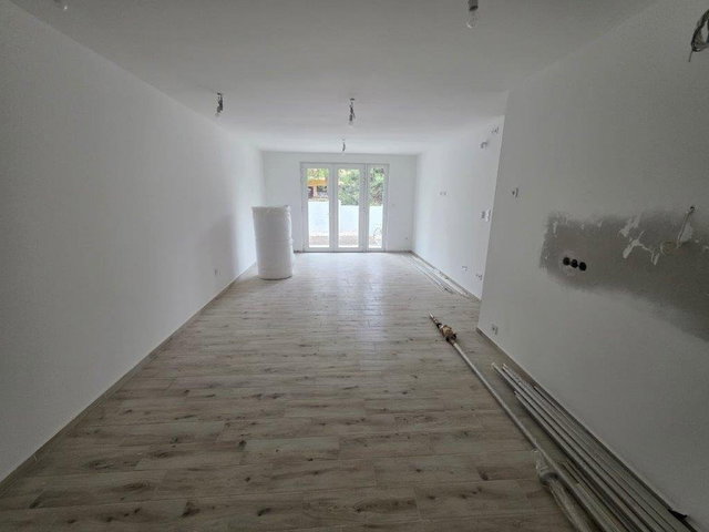 Eladó téglalakás, Érden, Fürdő utcában 220 M Ft, 7 szobás