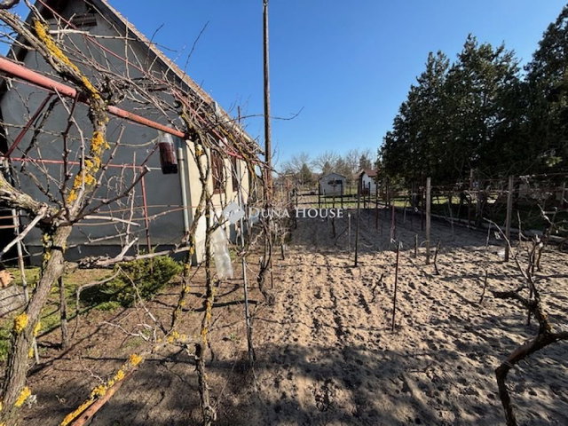 Eladó mezogazdasagi ingatlan, Kiskunfélegyházán 6.99 M Ft