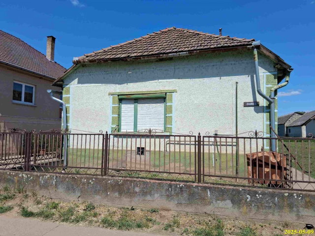 Eladó családi ház, Gávavencsellőn 4.04 M Ft, 3 szobás