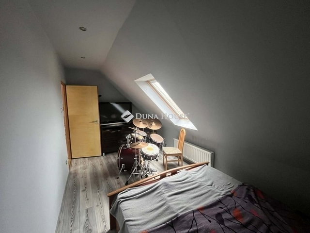Eladó téglalakás, Szegeden 114 M Ft, 3 szobás