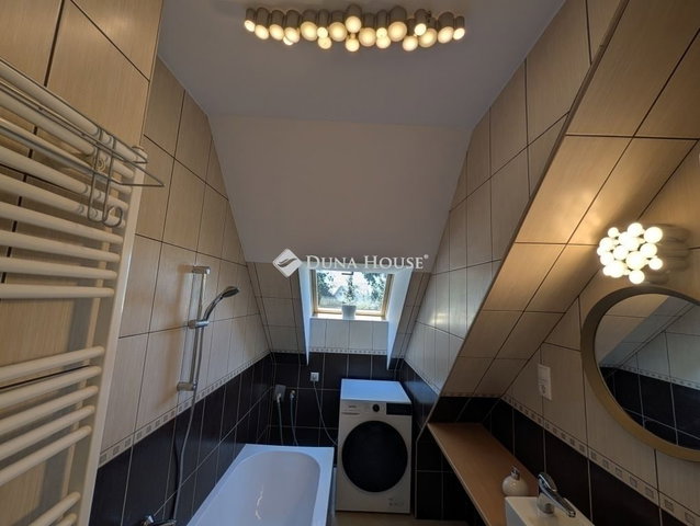 Eladó téglalakás, Budapesten, III. kerületben 116 M Ft, 2 szobás