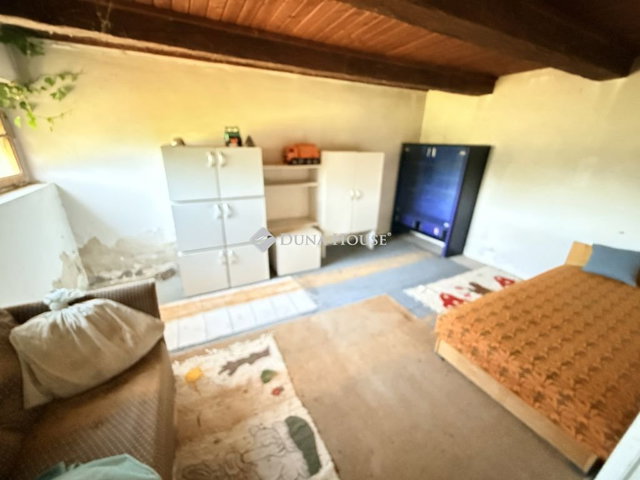Eladó családi ház, Túronyon 16 M Ft, 3 szobás