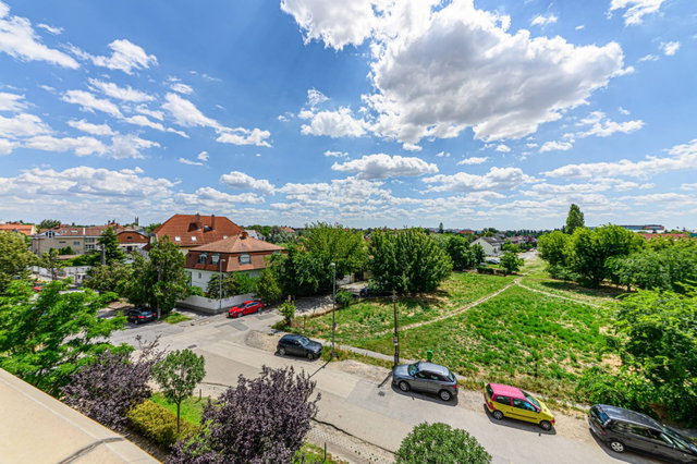 Eladó téglalakás, Budapesten, XIV. kerületben 99.99 M Ft