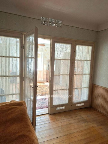 Eladó családi ház, Szabadszálláson 39.8 M Ft, 5 szobás